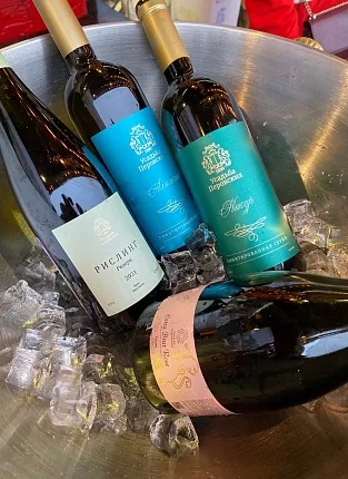 Алексей Чернега, «Усадьба Перовских». Встреча с виноделом на Новодмитровской.