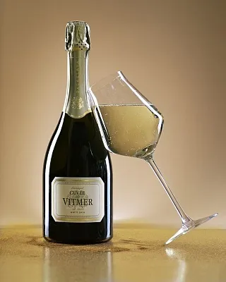 Wine Activity: стили игристых. Встреча на Бауманской Wine Activity: стили игристых. Встреча на Бауманской
