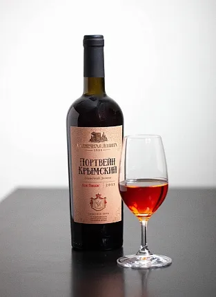 Крепкие, как горы, жаркие, как солнце: дегустация ликерных вин Крыма в Мытищах