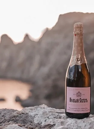 Игристые в стихах. Люсиновская улица