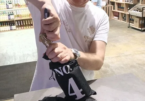 Винное Казино «Белые против розовых». Мытищи